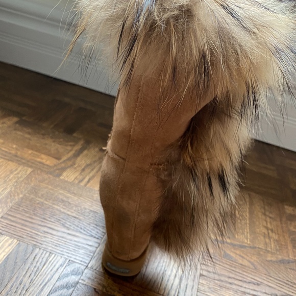 Koolburra suede wedge boots with fur - Picture 3 of 8